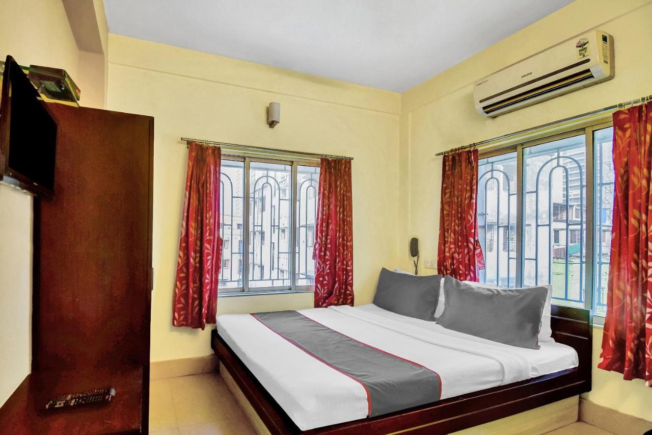 Capital O Kabita Guest House Near Acropolis Mall Kolkata Exterior photo